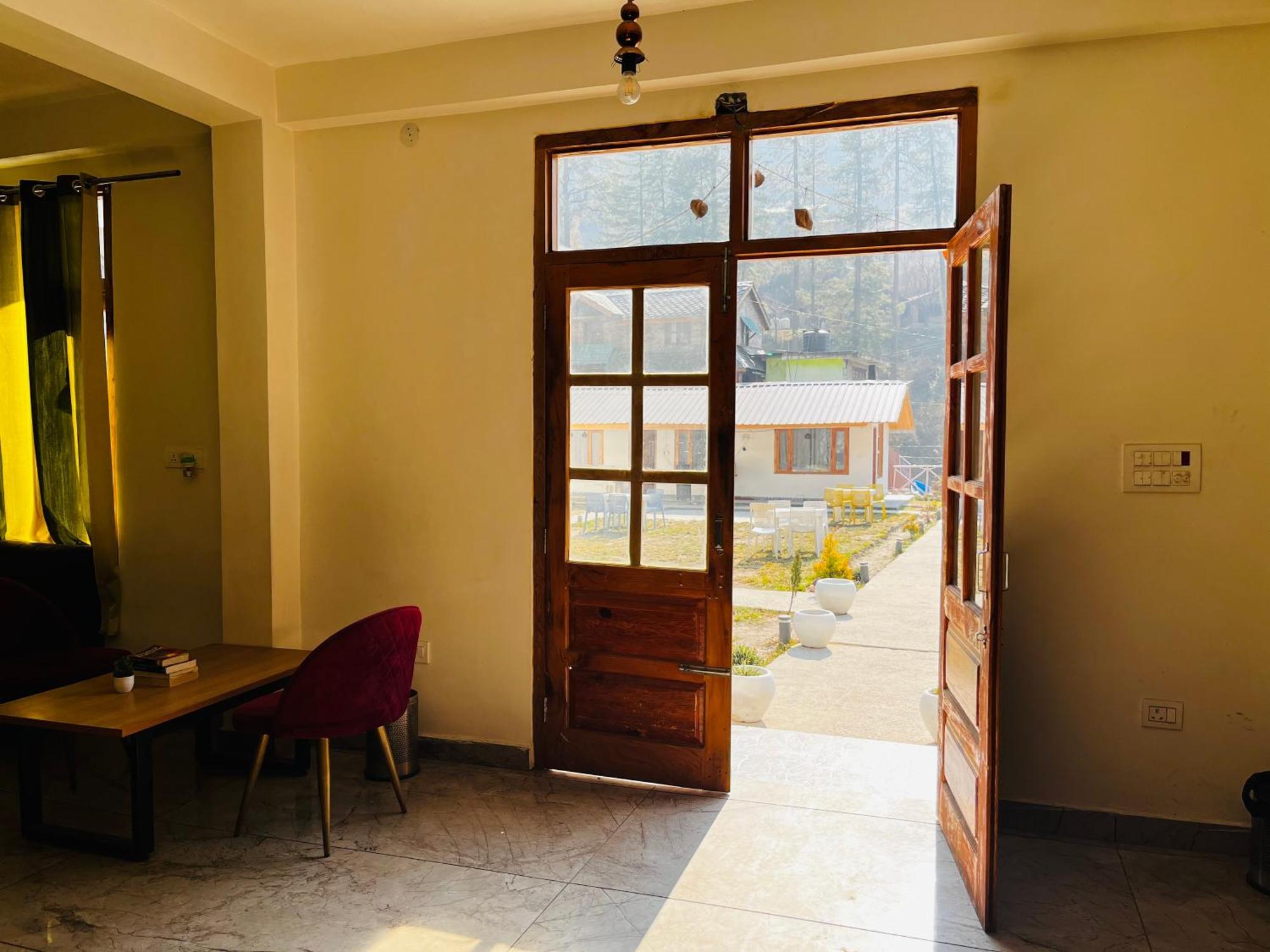 Hotel Adinova Kasol Exterior photo